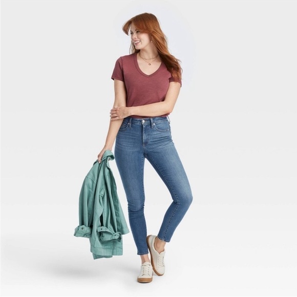 Universal Thread Women's High-Rise Skinny Jeans Medium Blue Size 00 Long - Picture 1 of 7